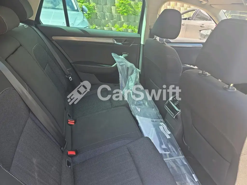 Skoda Superb Estate Style, 2023, фото 25