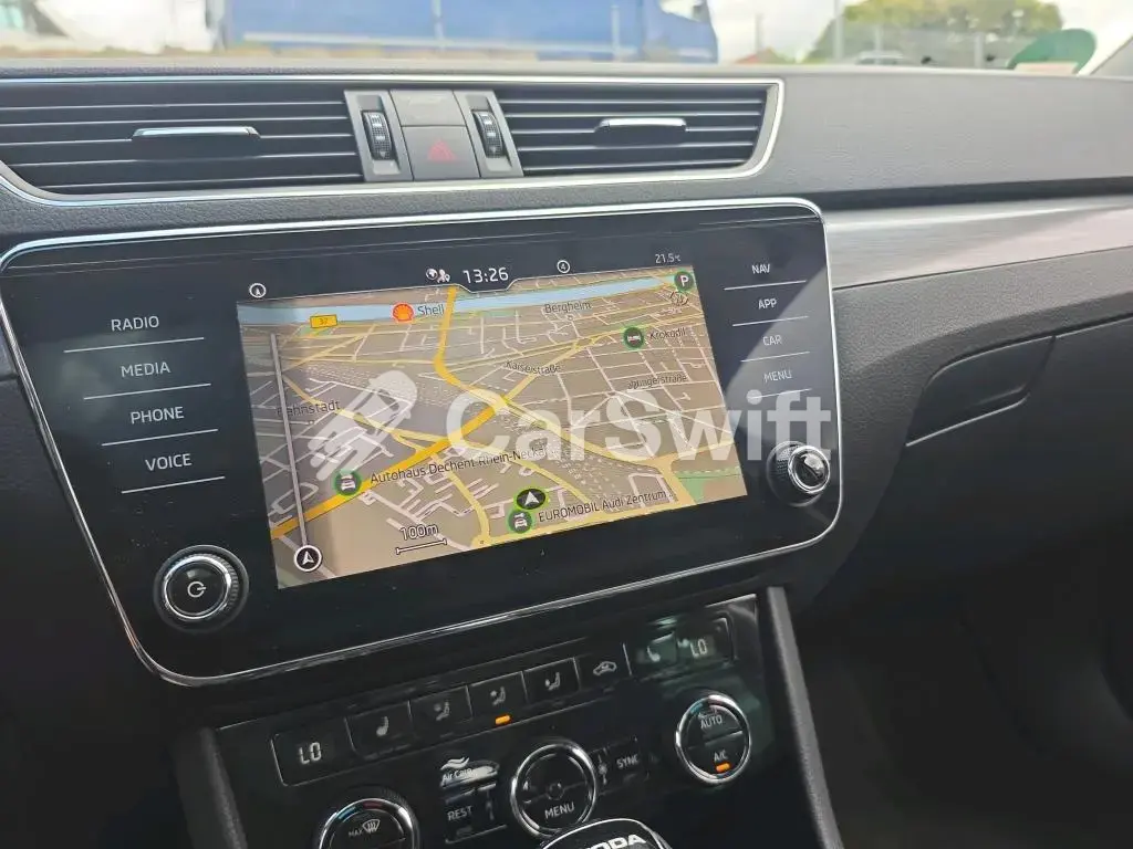 Skoda Superb Estate Style, 2023, фото 26