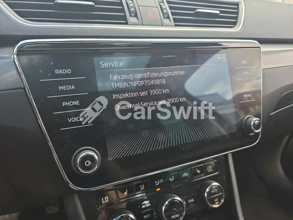 Skoda Superb Estate Style, 2023, фото 17