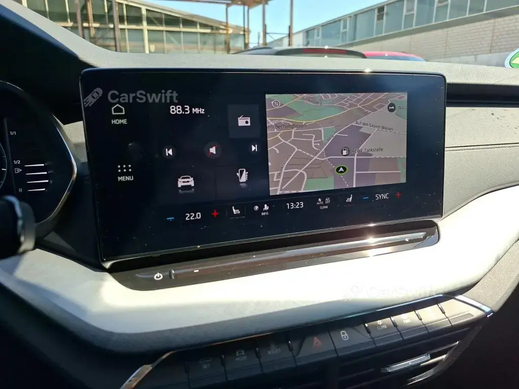 Skoda Octavia Estate Ambition Tour [CNG], 2022, фото 22