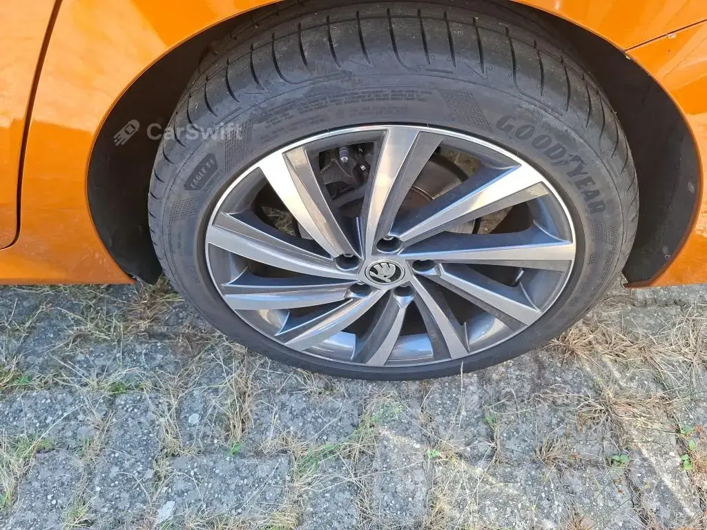 Skoda Octavia Estate Ambition Tour [CNG], 2022, фото 14