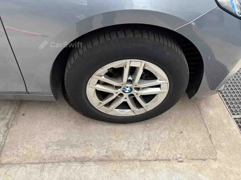 BMW 218i Active Tourer Luxury Line, 2023, фото 15