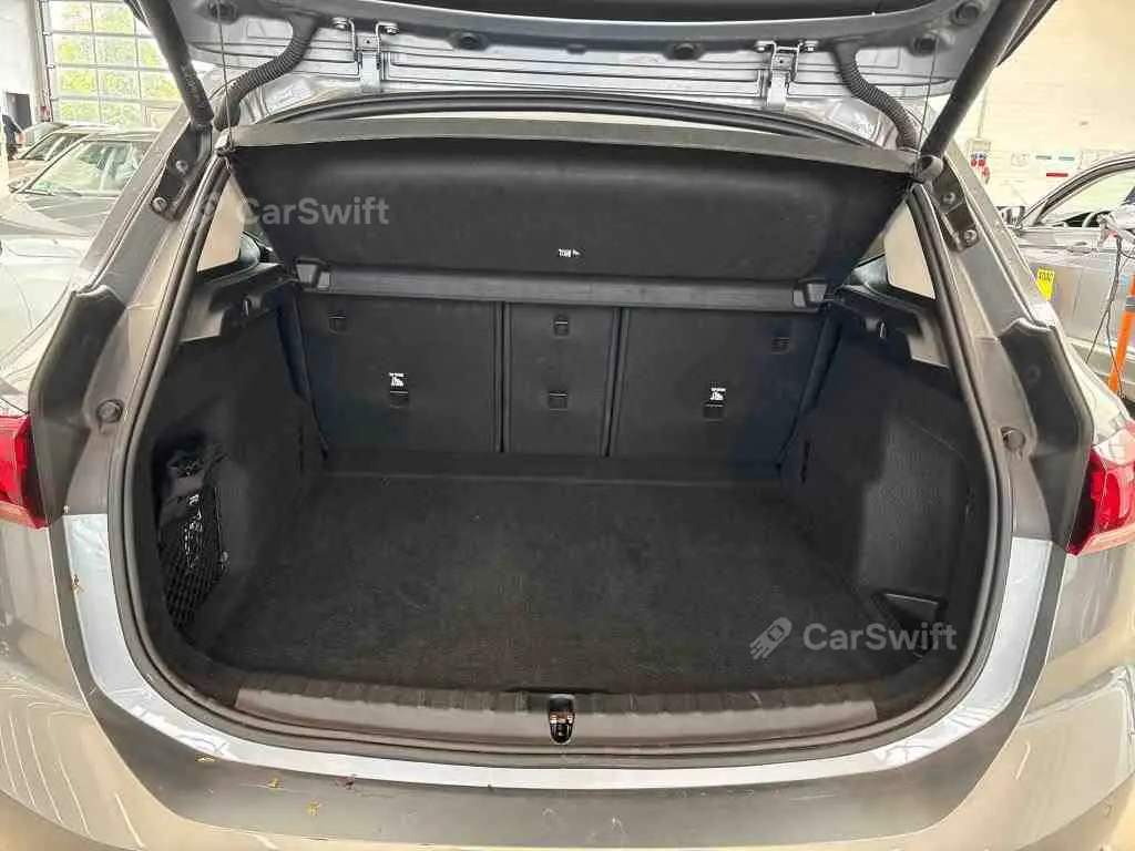 BMW 218i Active Tourer Luxury Line, 2023, фото 10